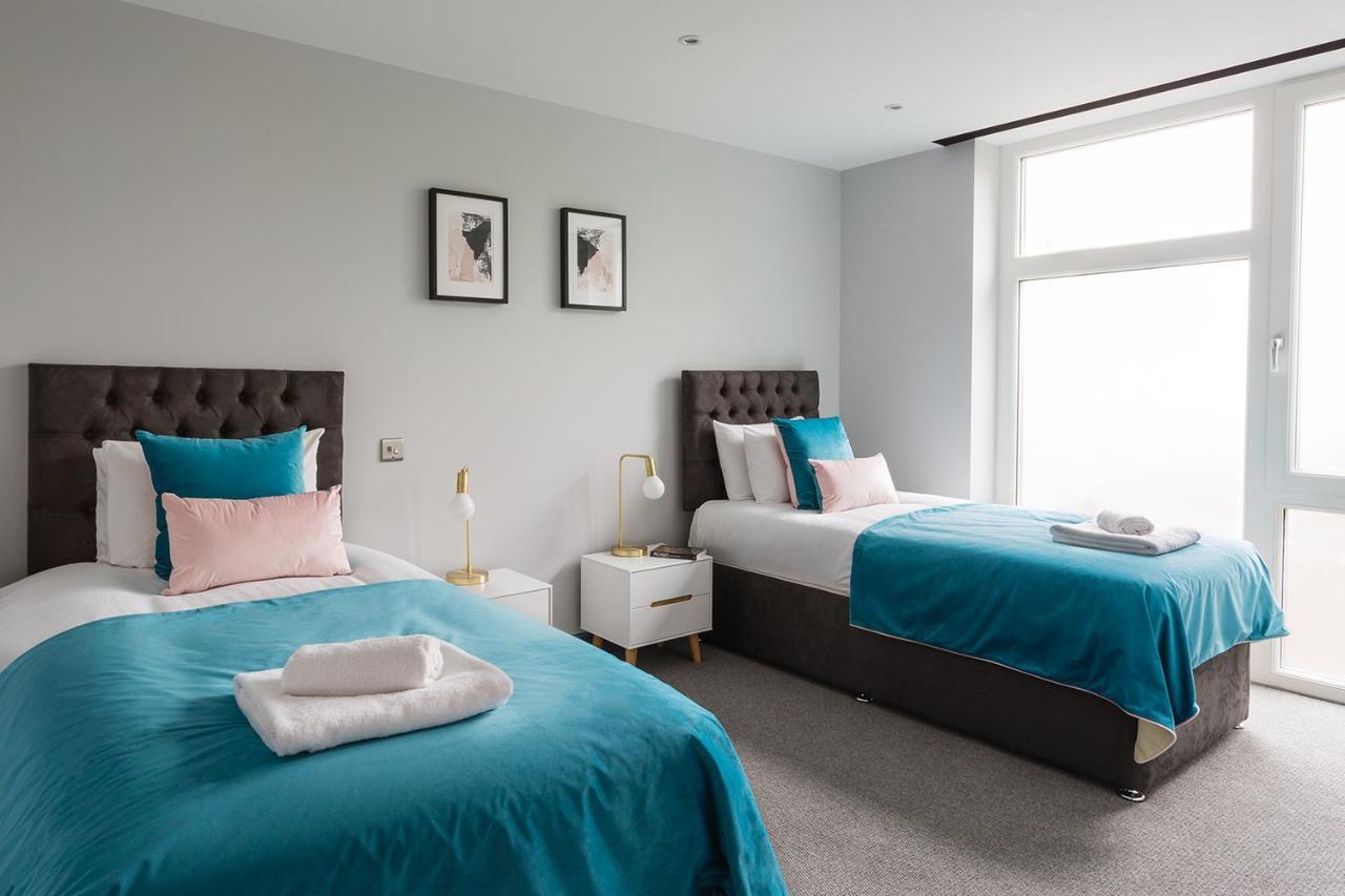 Farnborough Boutique By Viridian Apartments Exteriér fotografie