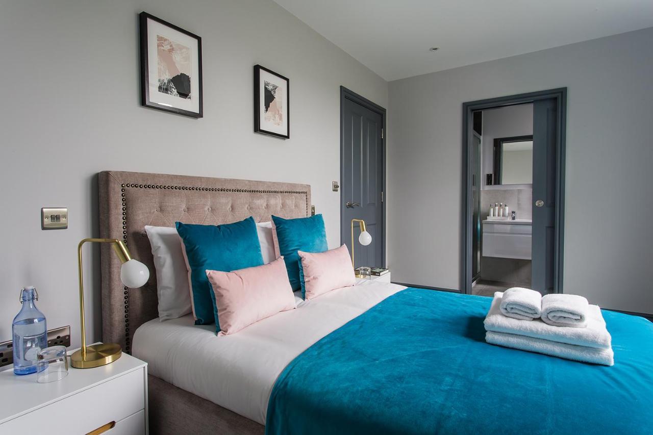 Farnborough Boutique By Viridian Apartments Exteriér fotografie